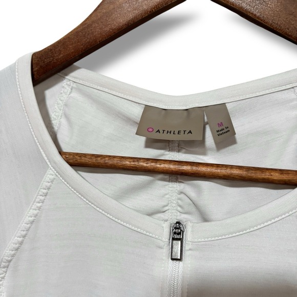 Athleta Women's 1/2 Zip Athletic Yoga Running Pullover White *FLAWS Size M 15x26 - Picture 5 of 5